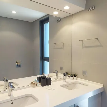 Quartos Com Casa De Banho Privada Perto Da Malveira *