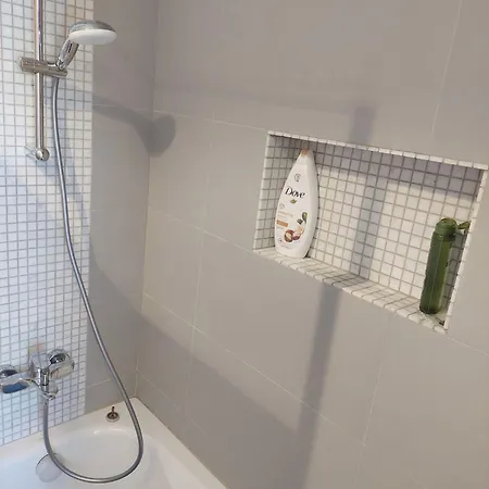 Quartos Com Casa De Banho Privada Perto Da Malveira Habitación en casa particular *