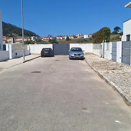 Quartos Com Casa De Banho Privada Perto Da Malveira Habitación en casa particular Asseiceira Grande