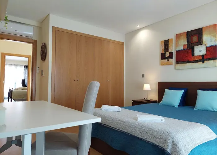 Quarto em Acomodações Particulares Quartos Com Casa De Banho Privada Perto Da Malveira Asseiceira Grande